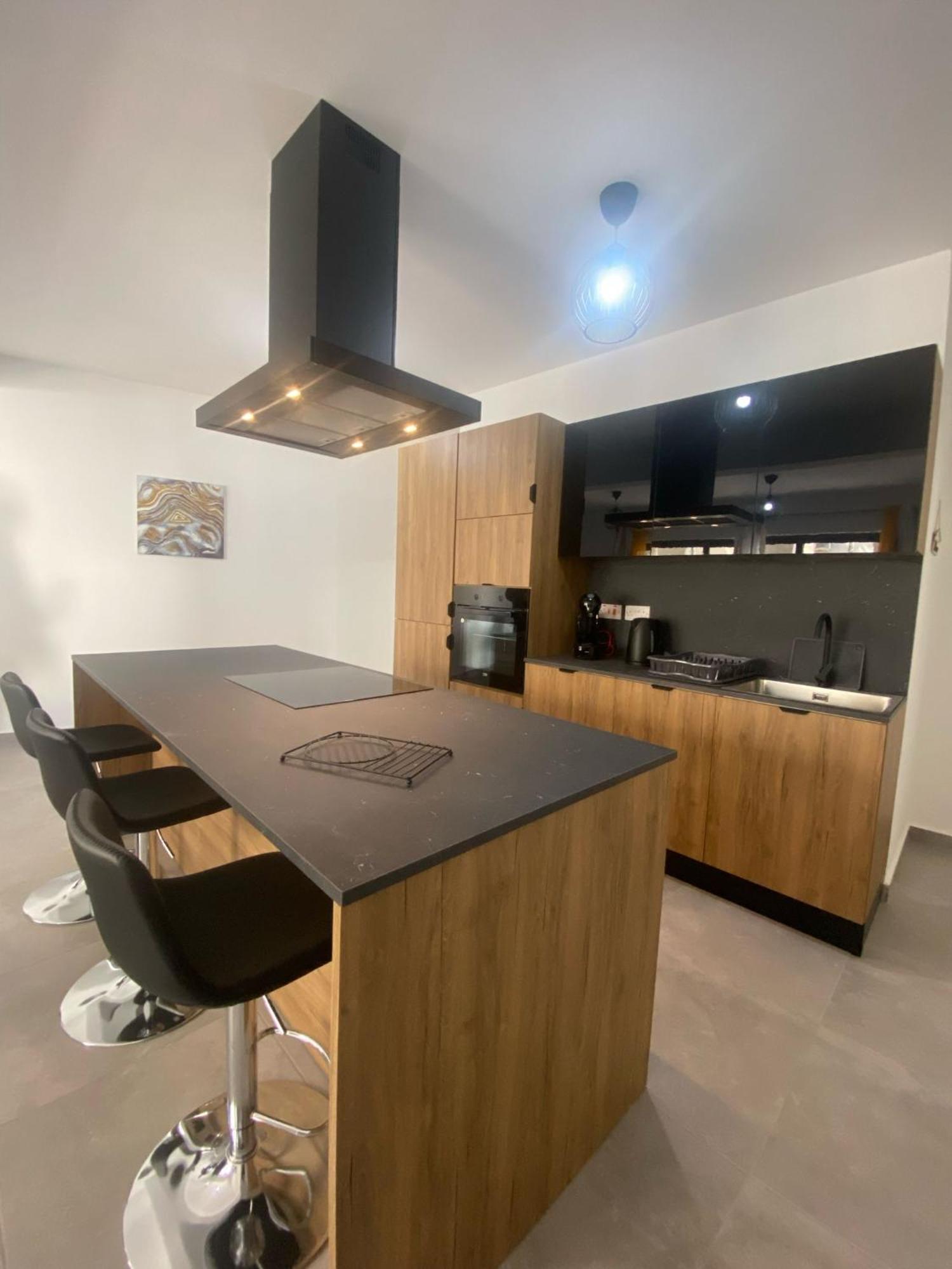 Brand New 2 Bedroom Apartment Pietà Buitenkant foto